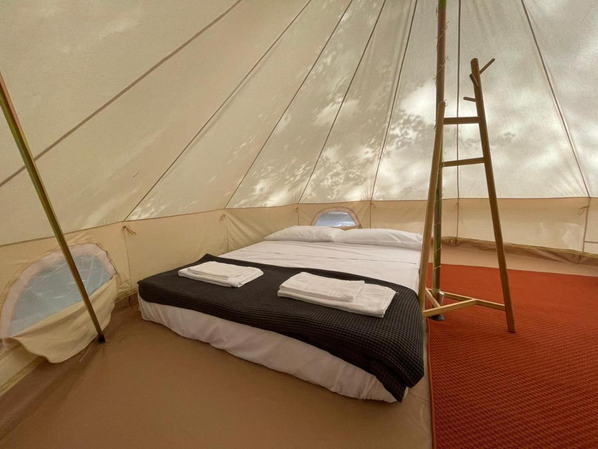 River Tribe Glamping Laino Borgo Esterno foto
